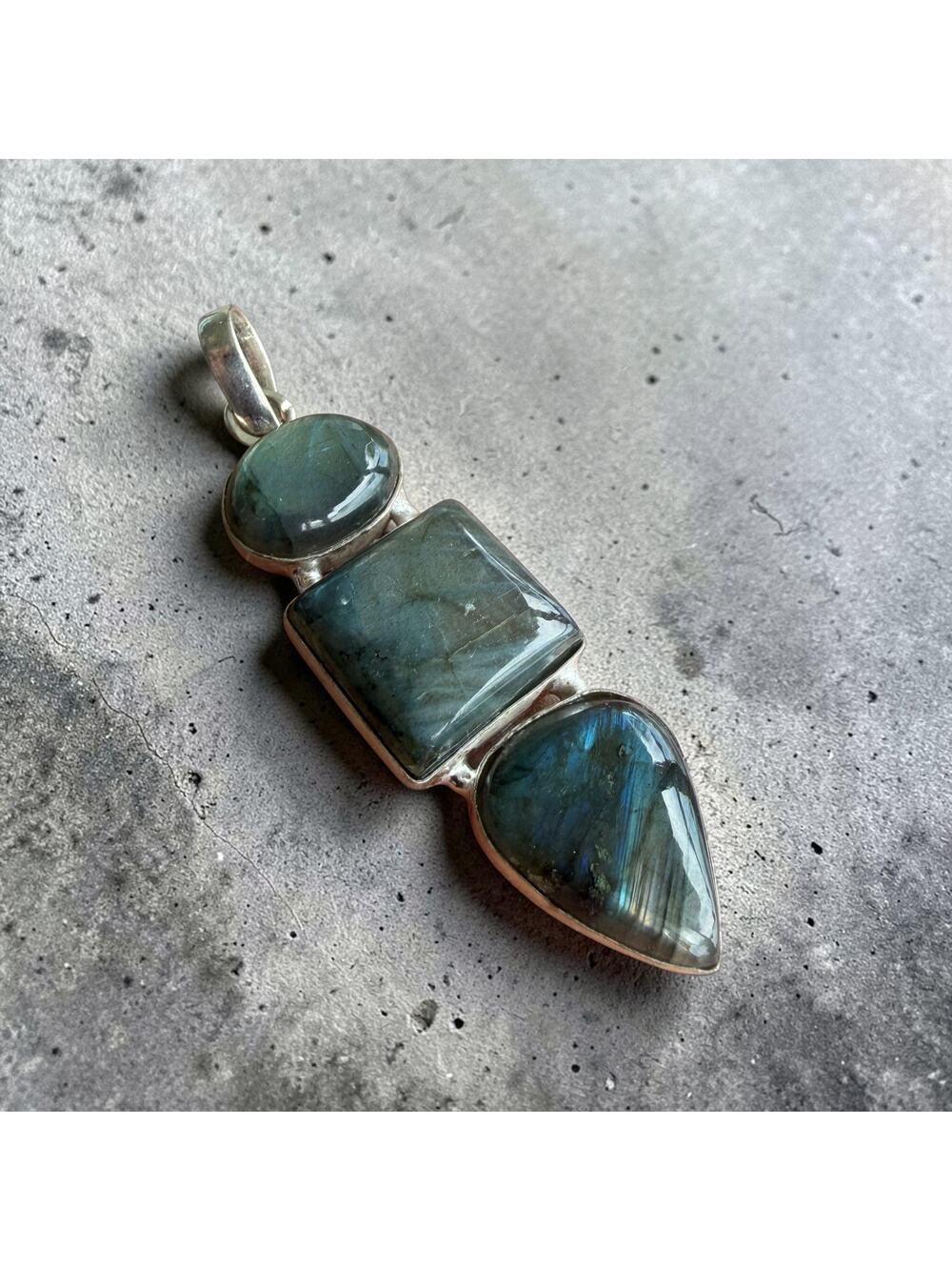 Fiery Labradorite Triple Stone 925 Plated Pendant
